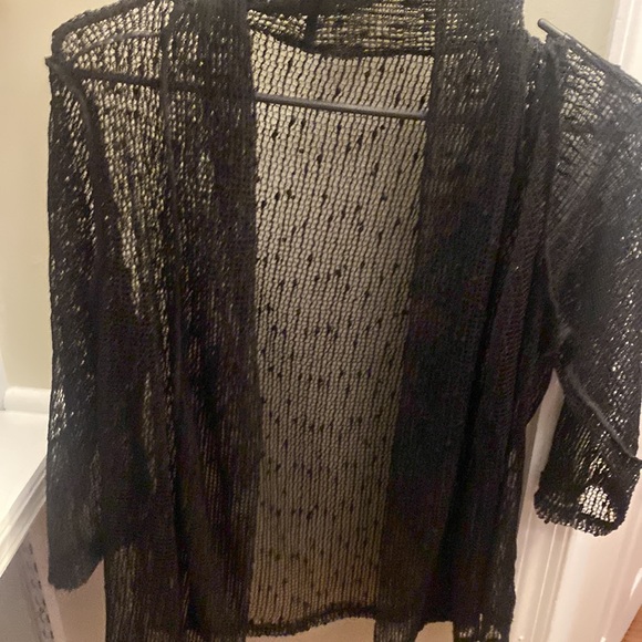 outer for summer - Picture 3 of 3